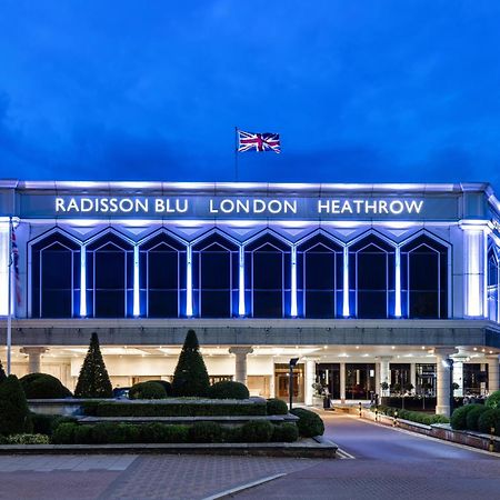 Radisson Blu Hotel, London Heathrow Hillingdon Exterior foto